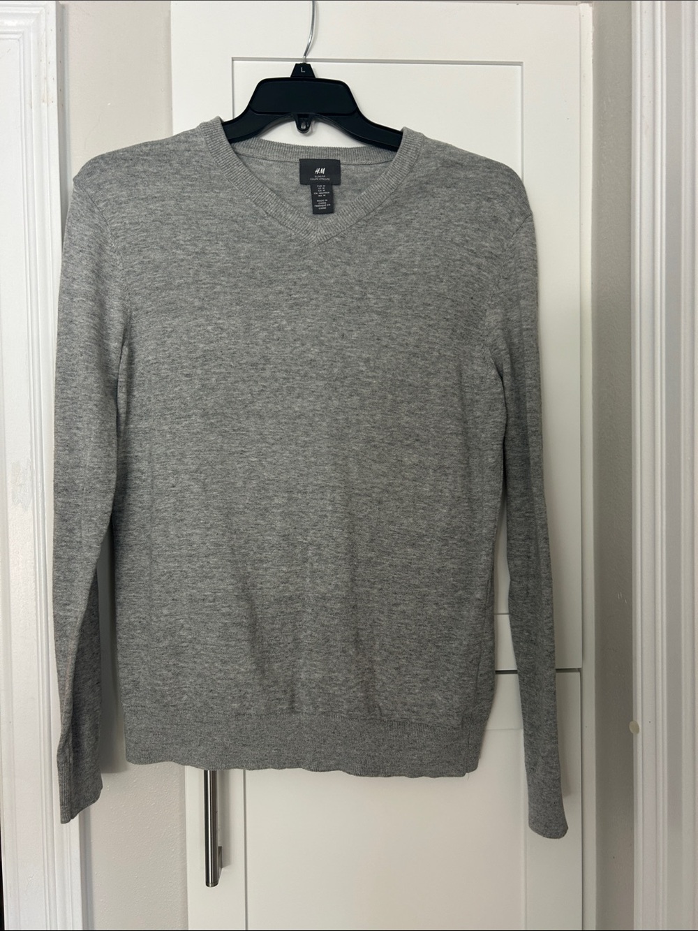 H&M Men’s Heather Gray V-Neck Sweater